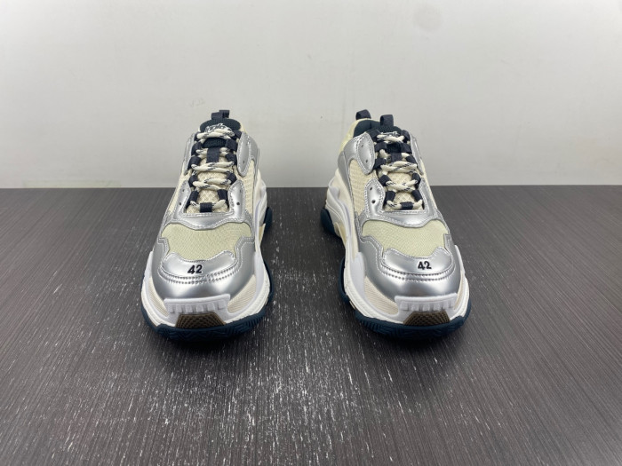 Ba*len*cia*ga triple s sneaker 524039 w2fs2 8106