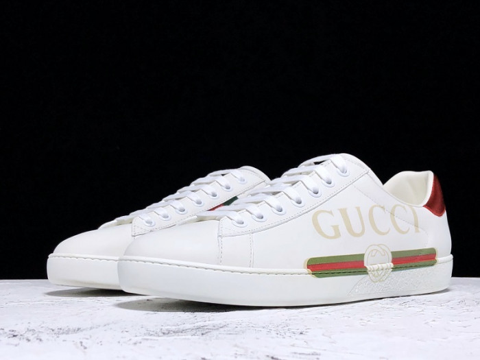 G*u*i ace embroidered low-top sneaker white with logo