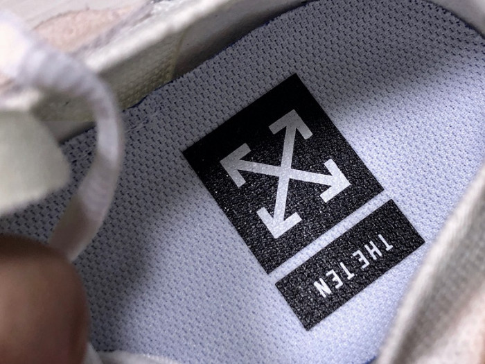 air vapormax ow 2018 aa3831-100