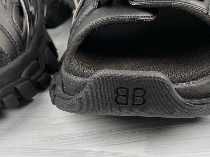 blcg track sandal black 617542w2cc11000