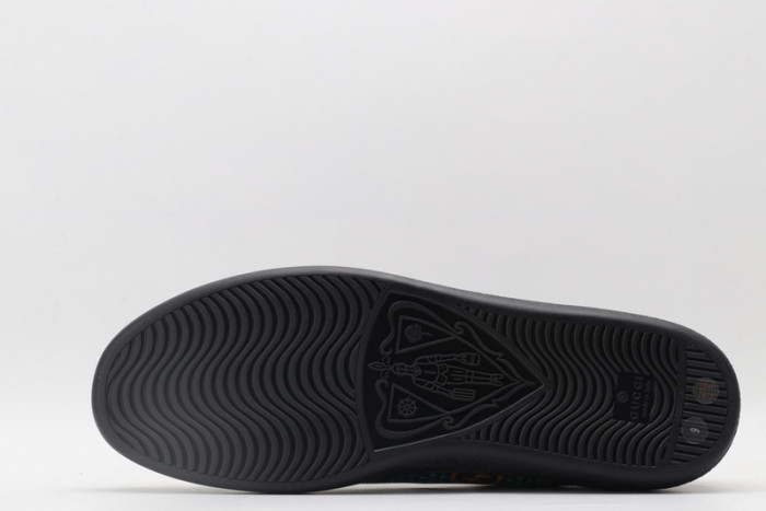 G*u*i ace embroidered low-top sneaker 610085 h2020 1110