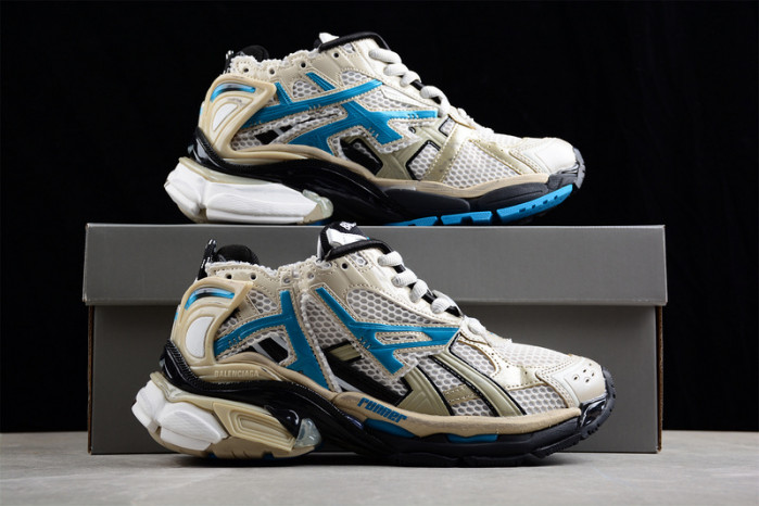 blcg runner 677402 w5rh6 0312