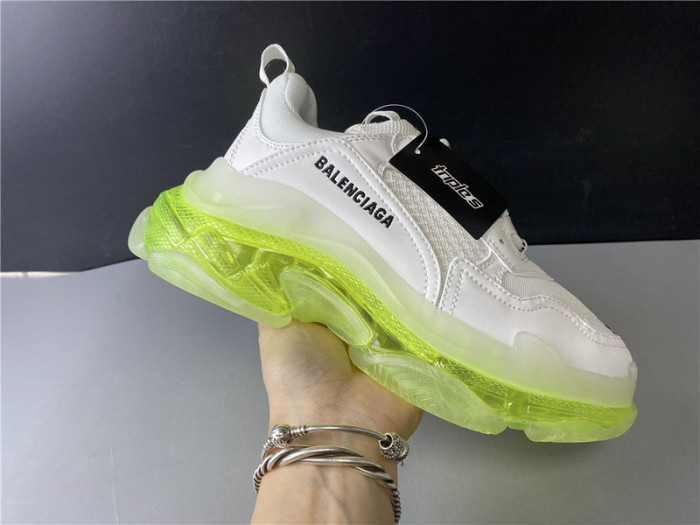 blcg sneaker triple.s.gomma fluorescent white 544351 w09o1 0828