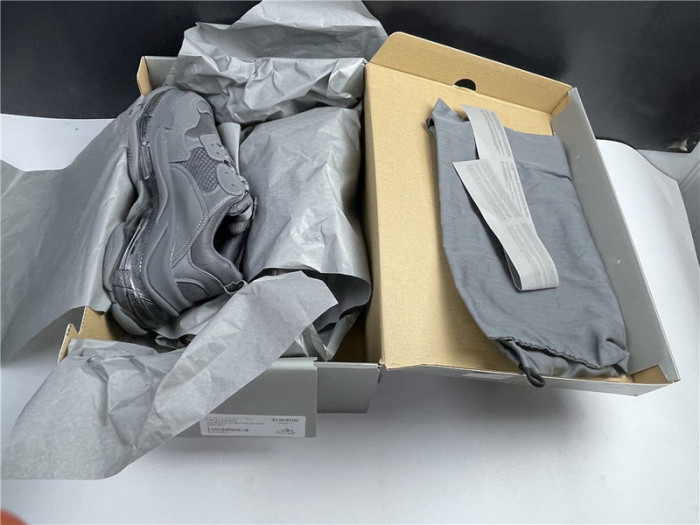 blcg sneaker triple.s.gomma dark grey 541624 w2ga1 1801