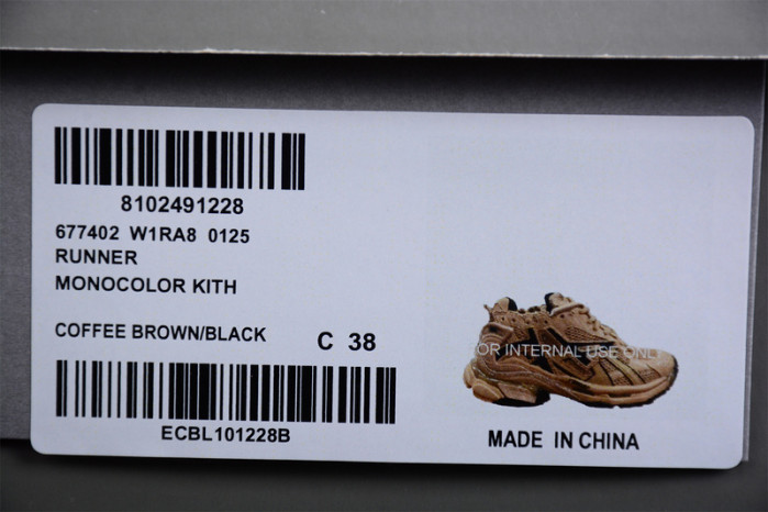 blcg runner 677402 w1ra8 0125