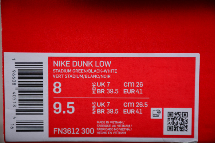 nike dunk low “stadium green” fn3612-300