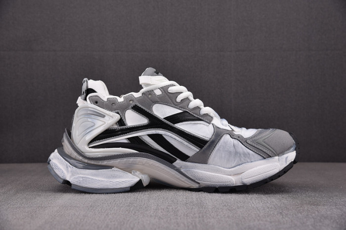 blcg runner 7727 wjrny 9012