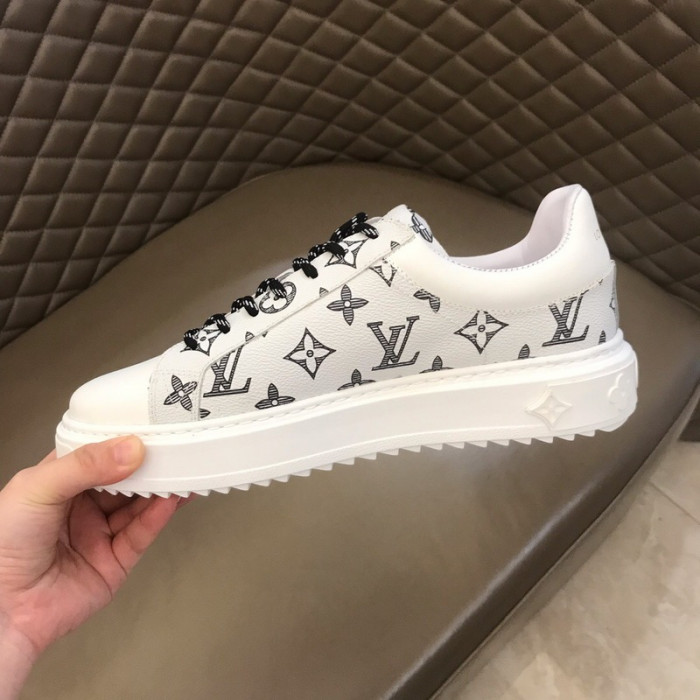 louiv beverly hills sneaker