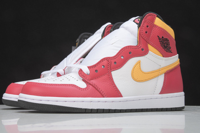 air jordan 1 retro high og light fusion red 555088-603