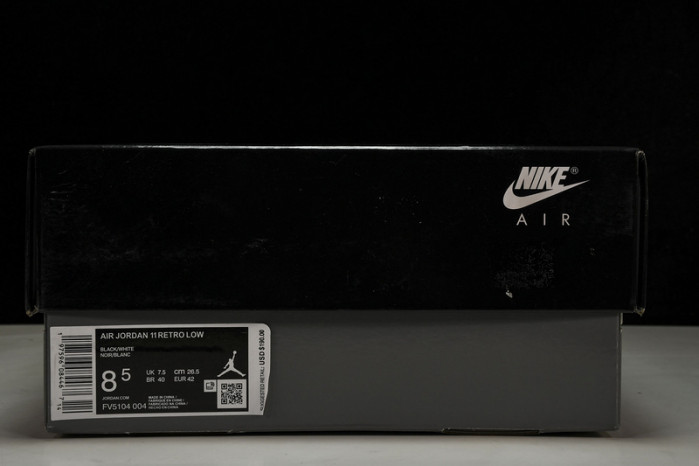 air jordan 11 low “space jam” fv5104-004