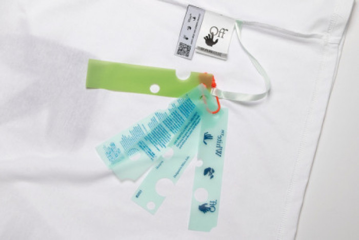 off-white t-shirt w23