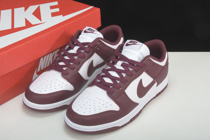 nike dunk low bordeaux (w) dd1503-108