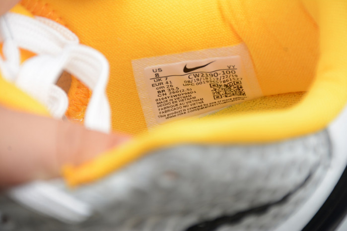 nike kobe 6 protro playoff pack white del sol cw2190-100