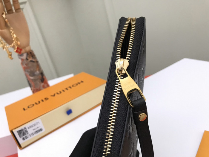 louiv bag monogram empreinte zippy m60571