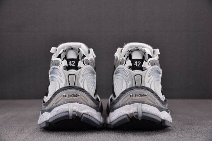 blcg runner 7727 wjrny 9012