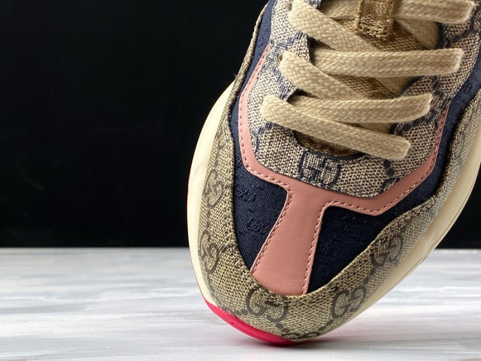 G*u*i rhyton vintage trainer sneaker 620185 99wf0 4371