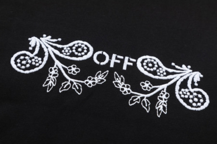 off-white t-shirt w32