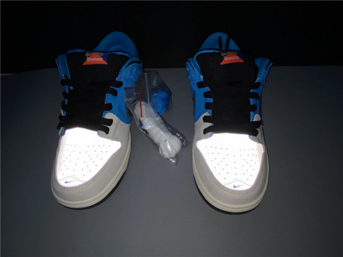 instant skateboard x nike dunk sb low cz5128-400