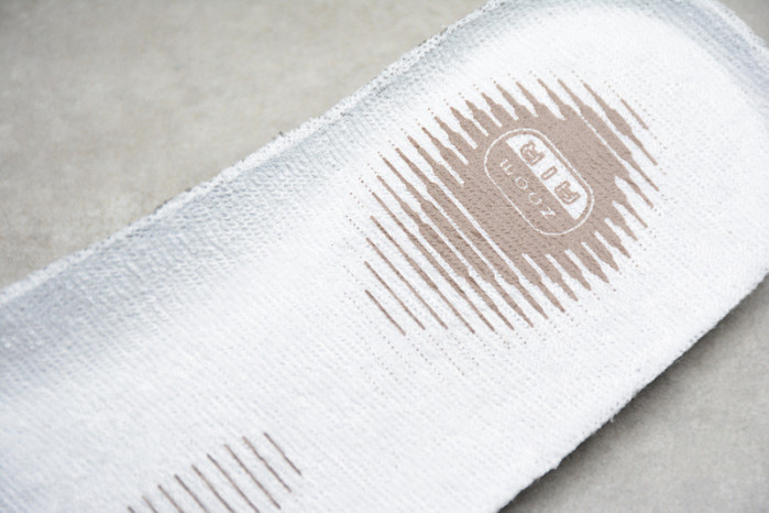 nike sb dunk low white black trail end brown 304292-102