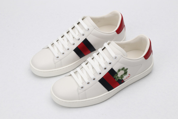 G*u*i ace embroidered low-top sneaker