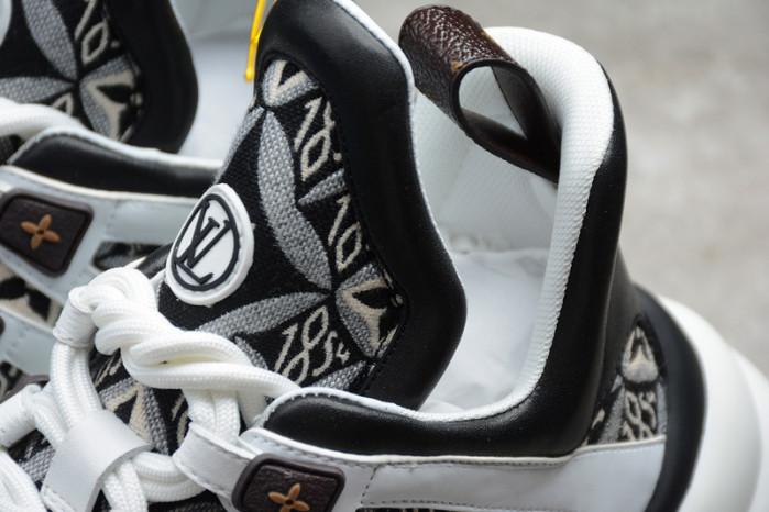 louiv archlight sneaker