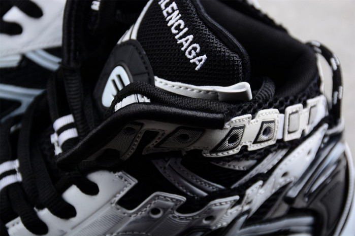 blcg runner 695764 w3rh2 9010