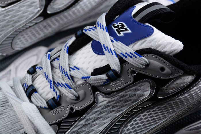 blcg 3xl sneaker 734734 w3rb7 0226