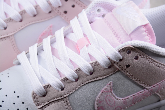 nike dunk low wmns pink paisley fd1449-100