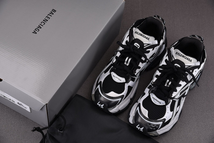 blcg runner 677403 w3rb2 9010