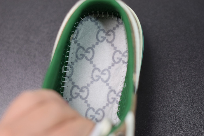 G*u*i rhyton sneaker