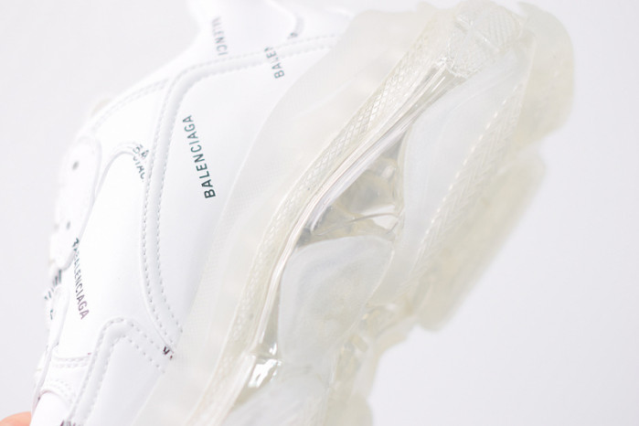 blcg sneaker triple.s.gomma fluorescent white 524039 w09e1 2021