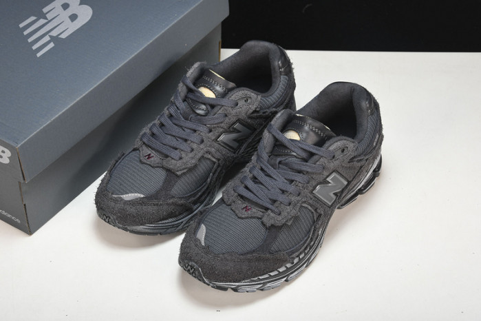 new balance 2002r protection pack phantom m2002rdb