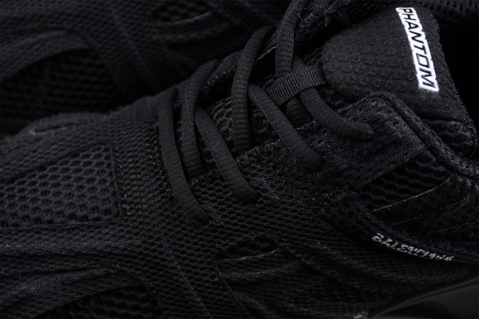 blcg phantom sneaker 679339 w2e92 1000