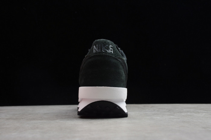 sacai x nike lvd waffle daybreak black white bv0073-002