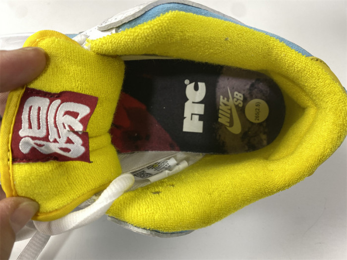 how the ftc x nike sb dunk low dh7687-400