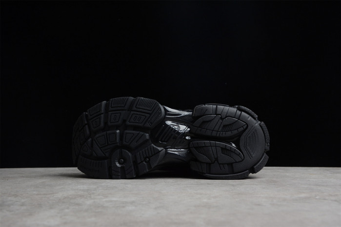 blcg runner 677402-w3ra9-1000