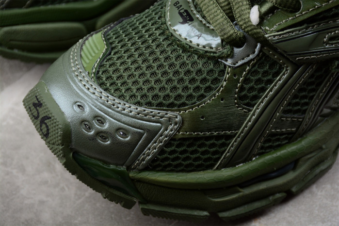 blcg runner 677402 w1rn3 2025