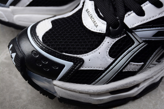 blcg runner 695764 w3rh2 9010