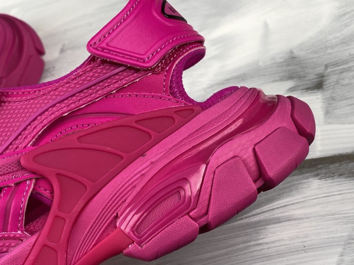 blcg track sandal rose bubble gum (w) 617543w2cc15213