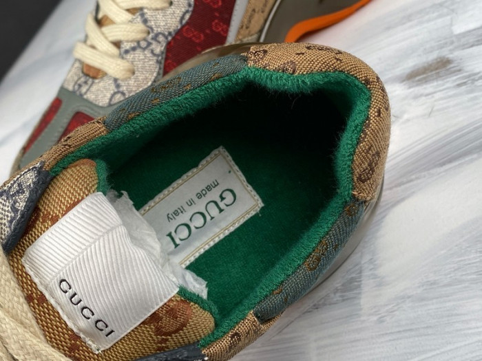 G*u*i rhyton vintage trainer sneaker 620185 99wg0 6060