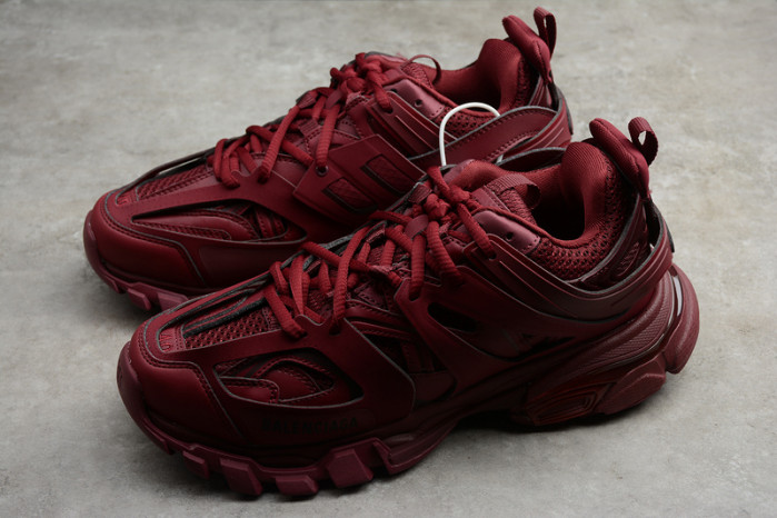 blcg track trainer dark red 542023-w2la-5504