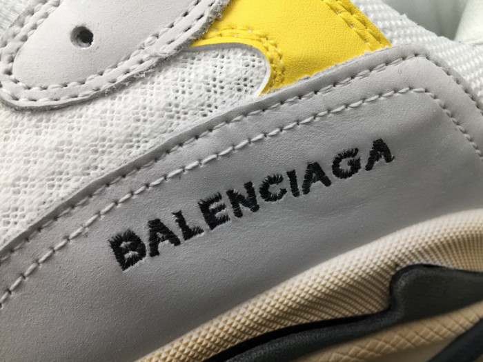 blcg sneaker triple.s.gomma 483523-w06e3-7073