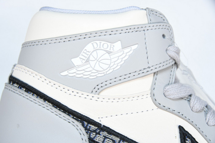 d10r x air jordan 1 high og (d10r shoe box ) cn8607-002