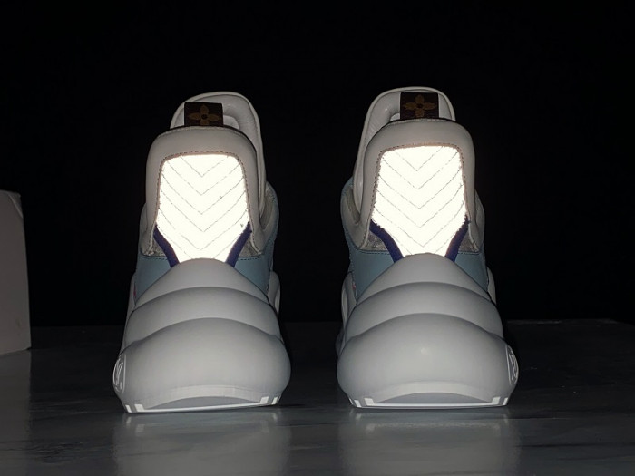 louiv archlight sneaker