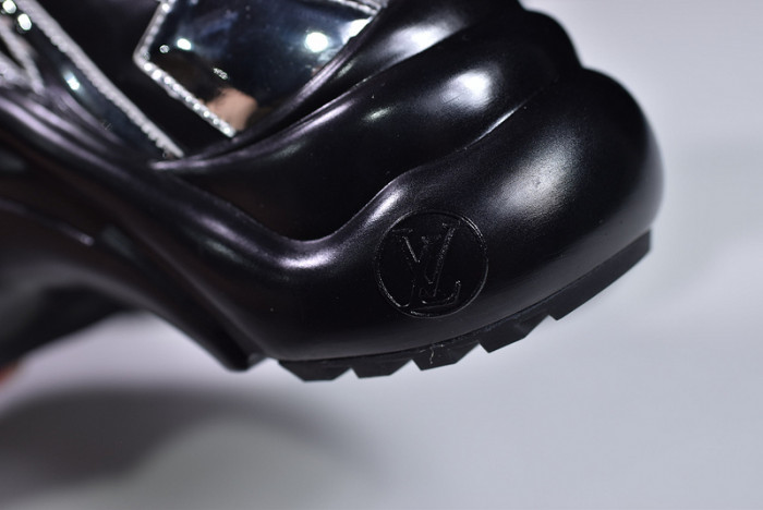 louiv archlight sneaker