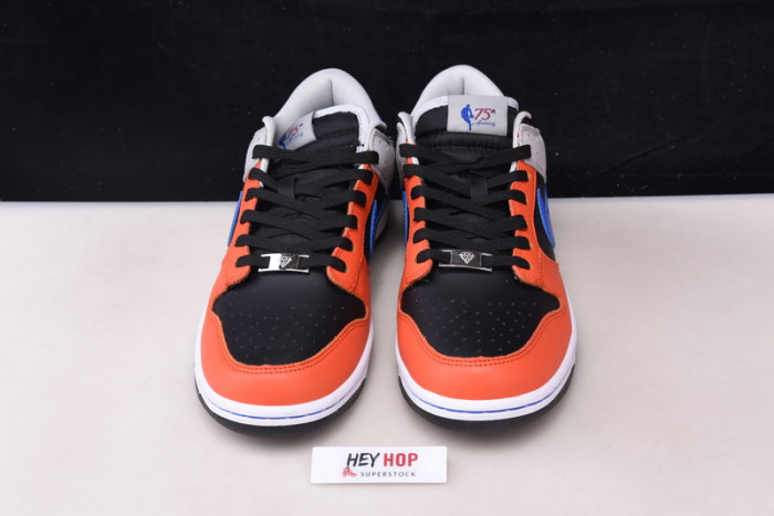 nike dunk low emb nba 75th anniversary knicks dd3363-002