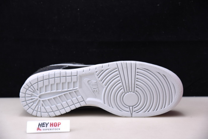 nike sb dunk low retro animal pack zebra dh7913-001