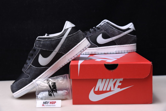 nike sb dunk low retro animal pack zebra dh7913-001