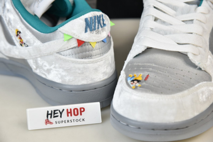 nike dunk low ice do2326-001