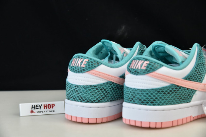 nike dunk low teal snakeskin dr8577-300